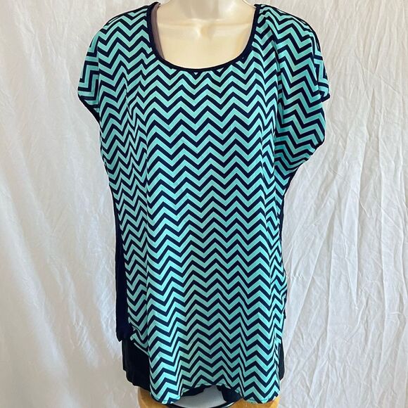 Dark & Light Blue Chevron Pattern T-shirt Tee Top ~ Women’s XL ~ Espresso Brand - Picture 4 of 9